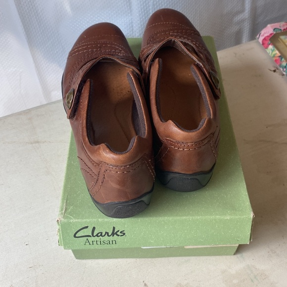 Clarks Artisian - Picture 7 of 8
